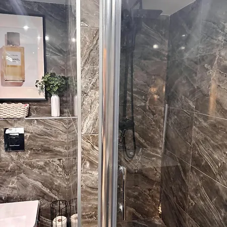 La Monique - Luxury Nautical Apartamento