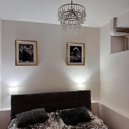 La Monique - Luxury Nautical Apartamento