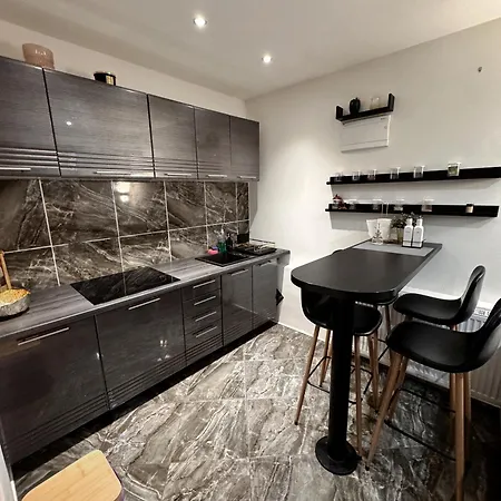 La Monique - Luxury Nautical Apartamento *